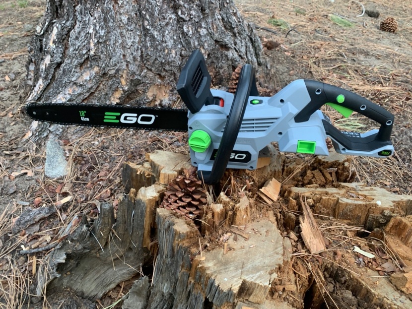 the battery slot for this model is in a bit of an awkward place, but...