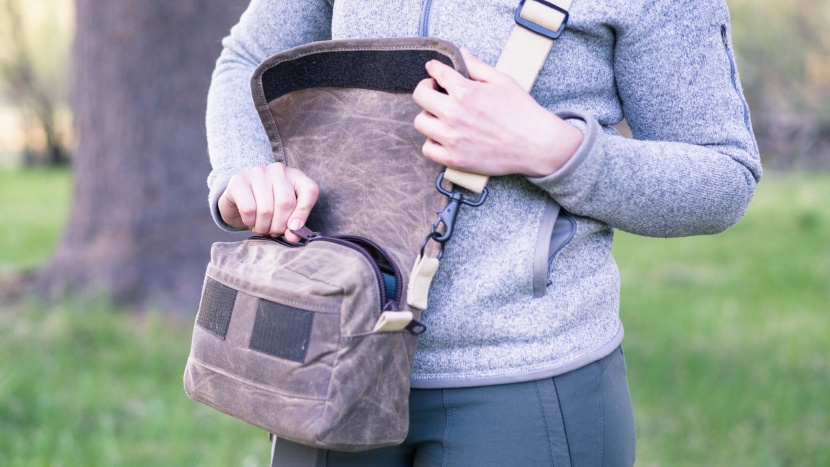 sling camera bag - the domke provides very easy access with its main zipper that is...