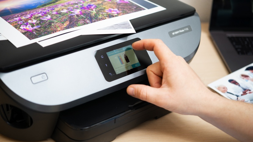 photo printer - the hp envy uses thermal dod technology.