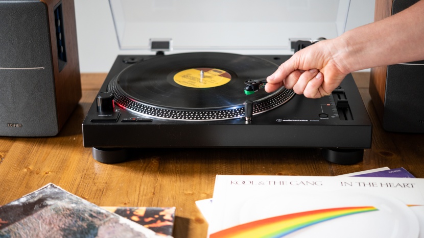 turntable - the audio-technica at-lp120xusb was a very close second in our sound...