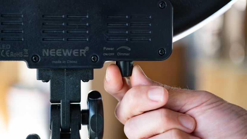 tripod for iphone - the dimmer switch on the neewer lets you fine-tune your lighting.