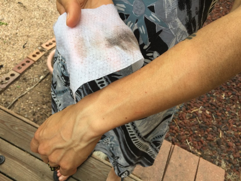 cleansing wipes - the dickinson&#039;s original cloths have a quilted pattern is that...