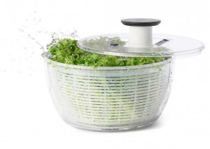 Choosing the Perfect Salad Spinner: A Head-to-Head Comparison 