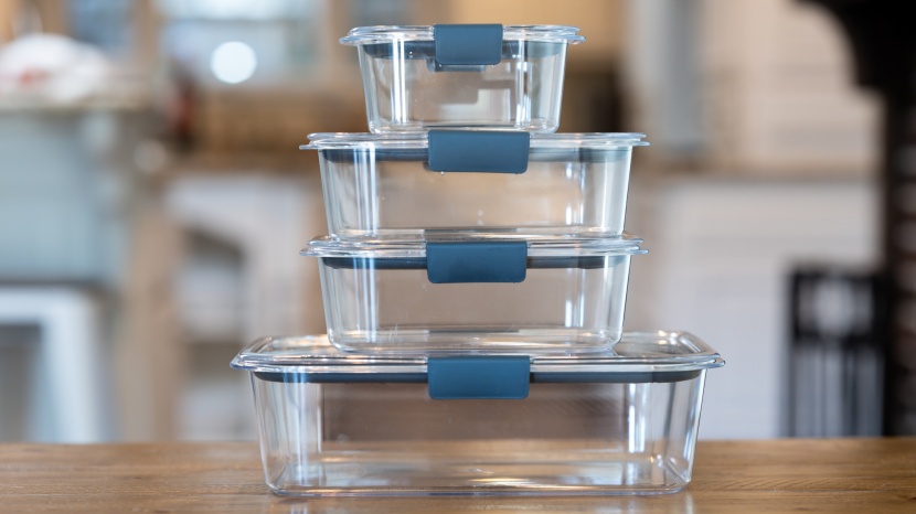food storage set - these transparent containers resemble glass, though they will...