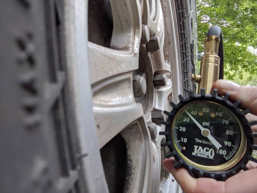 the well-designed chuck on the jaco gauge found a solid seal every...