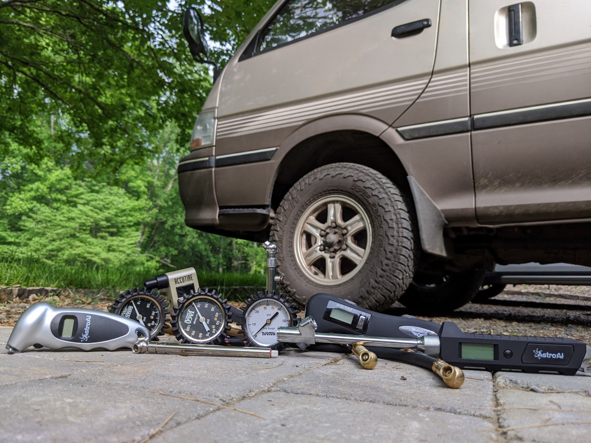 The 4 Best Tire Pressure Gauges | Tested & Rated