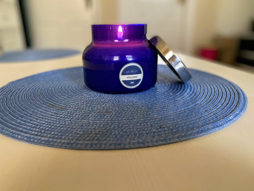 candle - this model has a distinctive jar and a subtle, diffused fragrance.