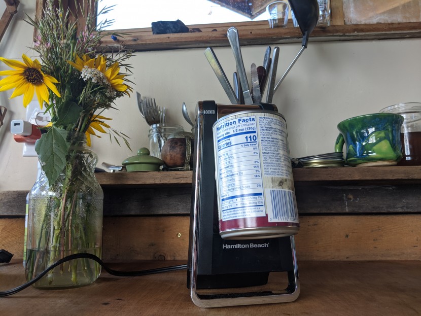 can opener - a classic countertop design, the hamilton beach smooth touch is...