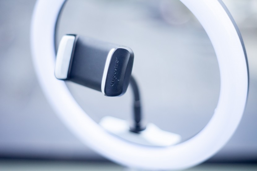 ring light - the ubeesize 10&quot; with tripod comes with one of the better phone...