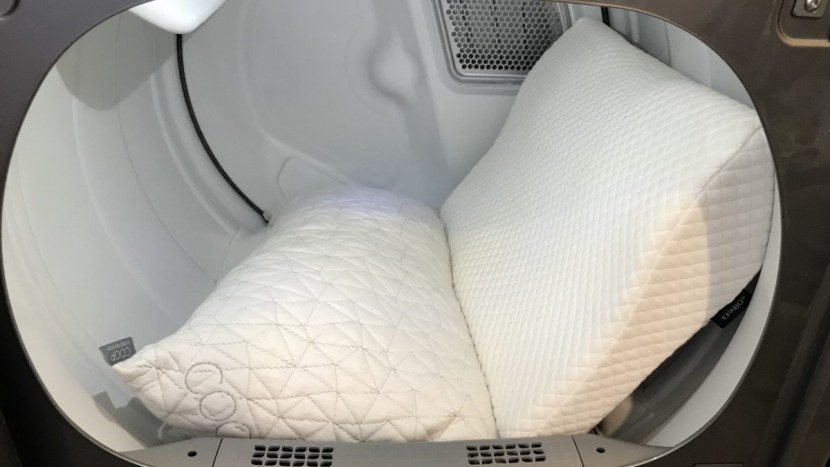 pillow for side sleepers - to accelerate the wear cycle in order to test for quality...