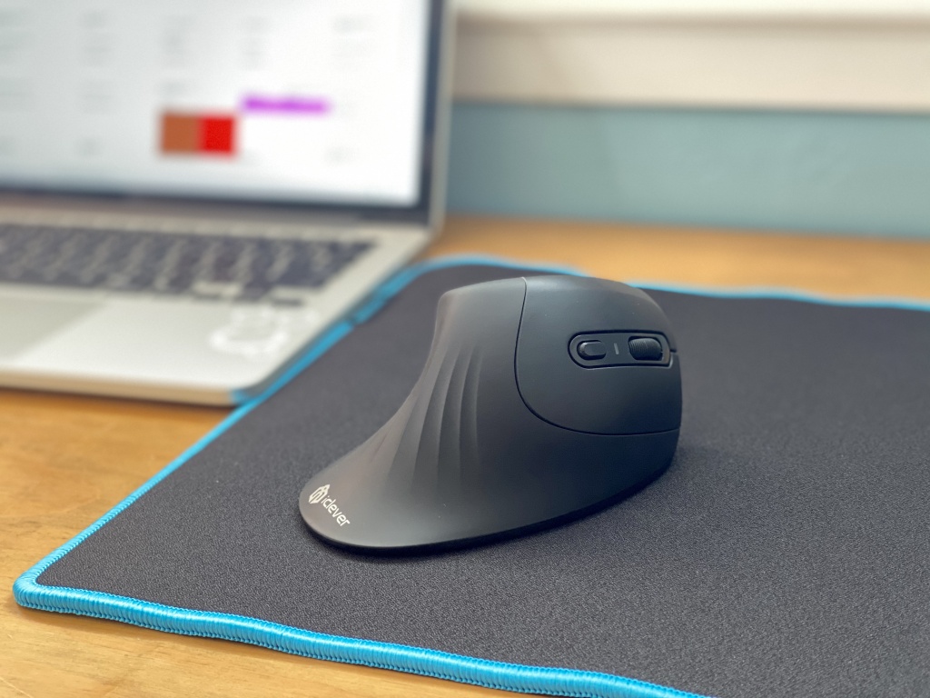 iClever Ergonomic Mouse - Wireless Vertical Mouse 6 Buttons with Adjustable  DPI Comfortable 2.4G Optical Vertical Ergonomic Mous