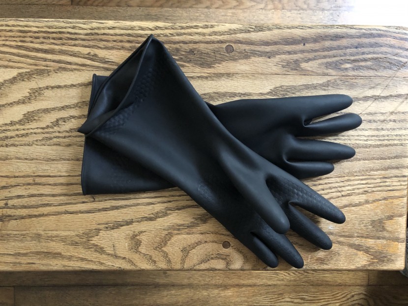 cleaning gloves - for a heavy-duty option, these gloves provide excellent protection...
