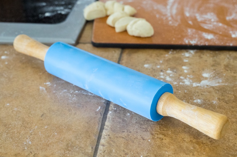 rolling pin - this little pin is best suited for kids.