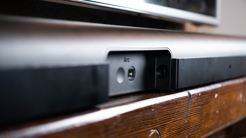 sonos arc - the soundbar provides hdmi, optical, and ethernet inputs.