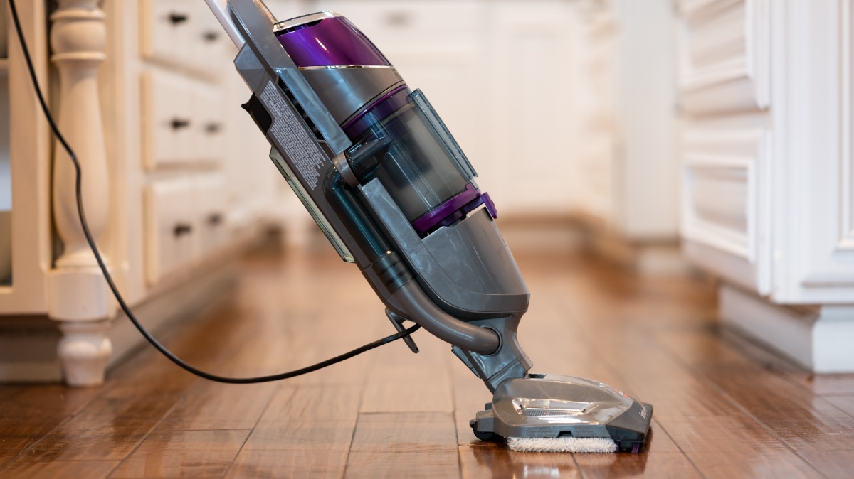 Bissell Symphony Review (The Bissell Symphony cleans exceptionally well and includes a built-in vacuum cleaner.)
