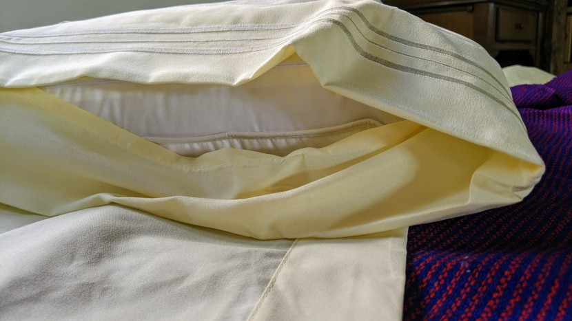 we see an envelope pillowcase as a great thing to include in a...