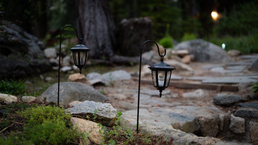 outdoor solar lights