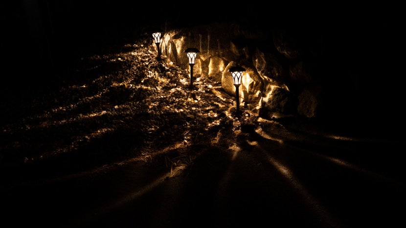 outdoor solar lights