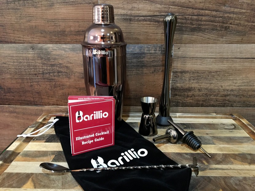 barware set - the velvet pouch makes this set a great choice for traveling.