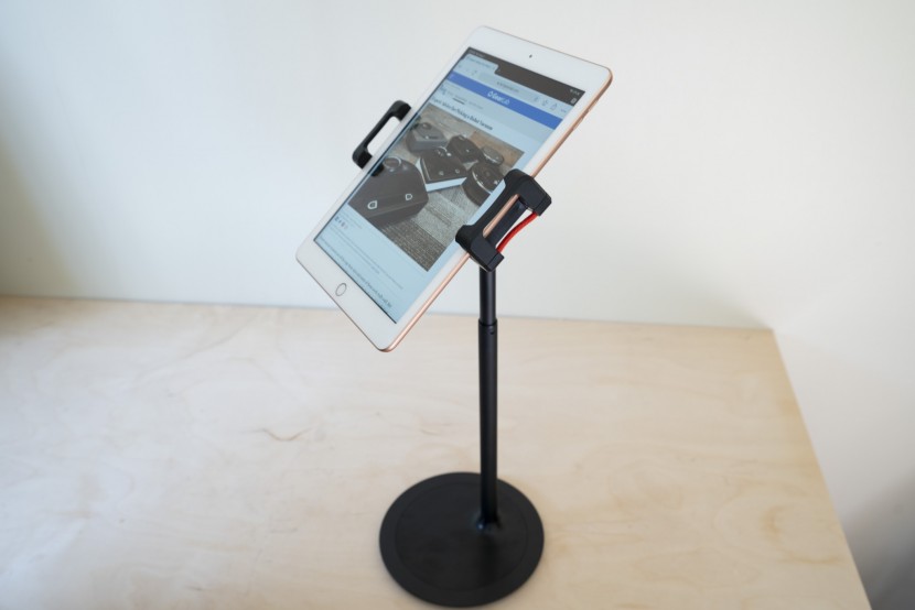 the saiji stand can be raised to a height of 18.1"
