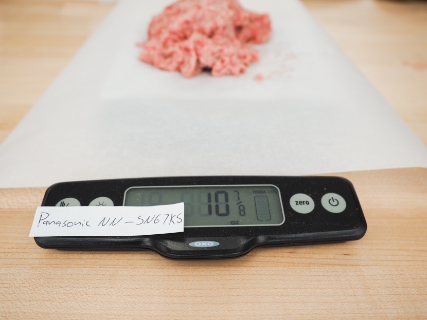 panasonic nn-sn67ks - around 2/3 of the ground turkey was fully defrosted.