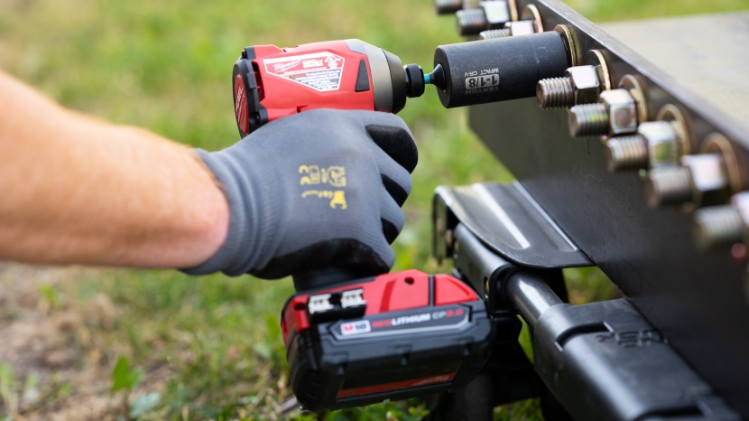 milwaukee m18 fuel 2853-20 - the milwaukee m18 excelled at our torque tests.