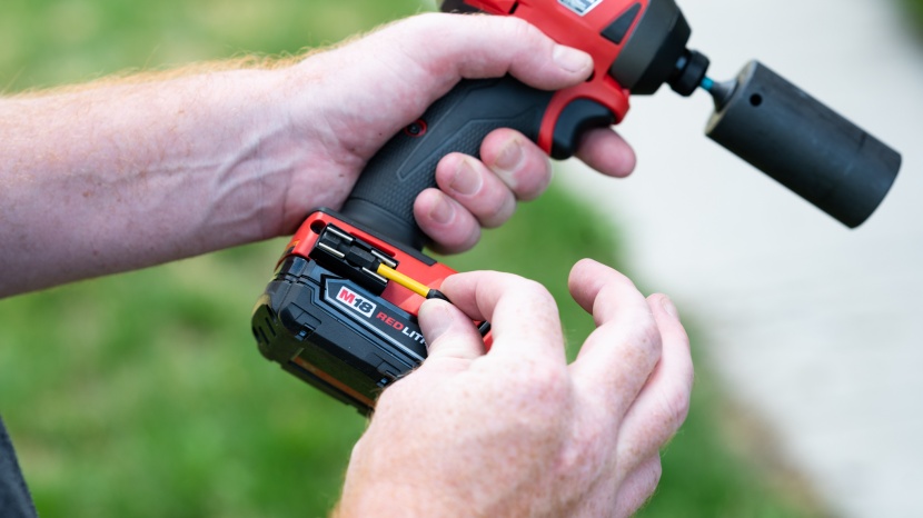 milwaukee m18 fuel 2853-20 - the m18 fuel has a bit holder that can be mounted on either side of...