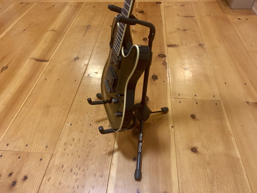 guitar stand - the hinge toward the top caused some minor issues, otherwise a good...