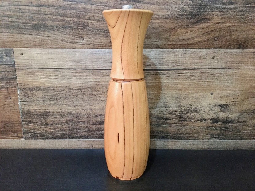 pepper mill - our testers found the top cap easy to turn with both small and large...