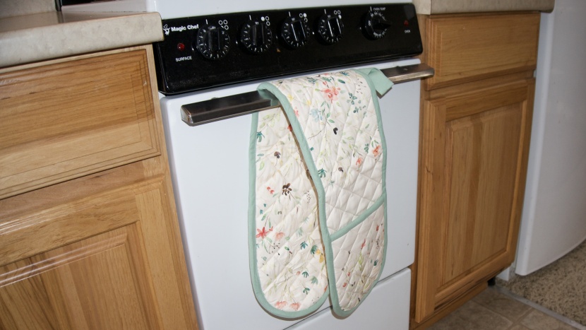 easy access is a key feature for hot holders. we looked at hook...