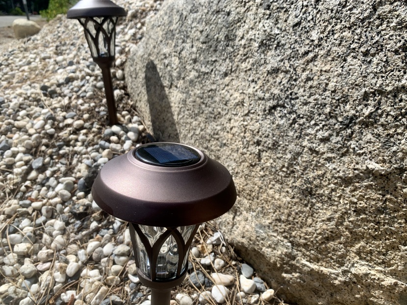 outdoor solar lights - our reviewers found the gagalumi models to be some of the best...