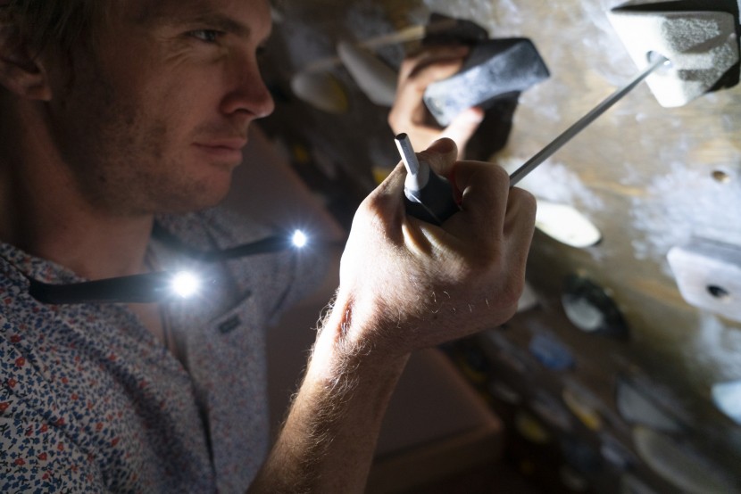 book light - the glocusent&#039;s bright white setting helps illuminate precise...