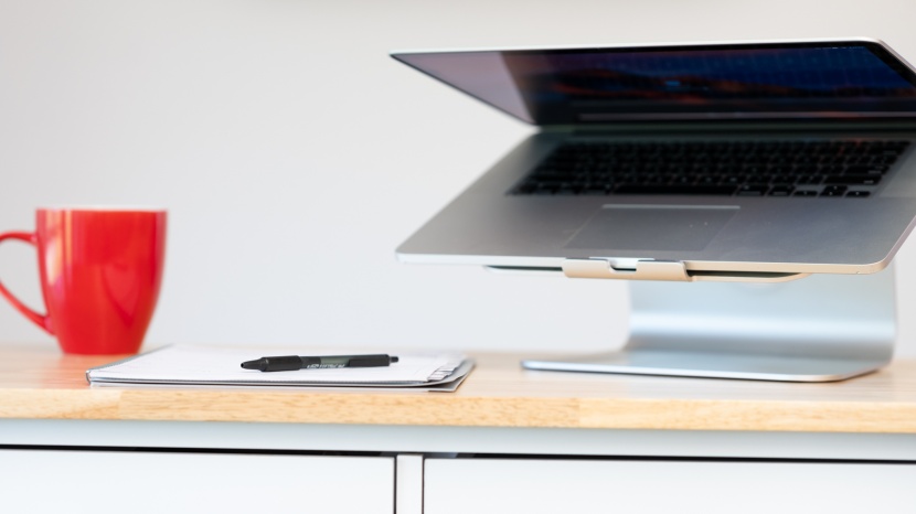 laptop stand