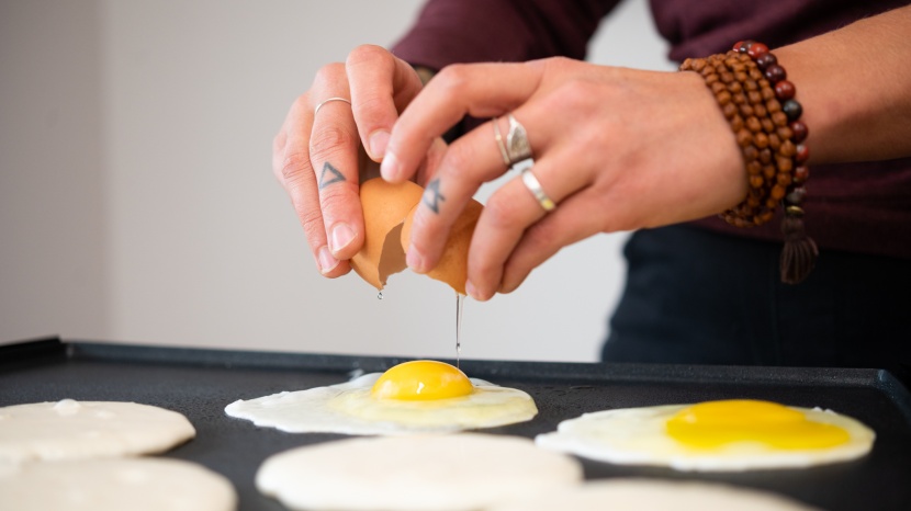 presto tilt 'n drain - we found that foods cooked evenly across the griddle surface.