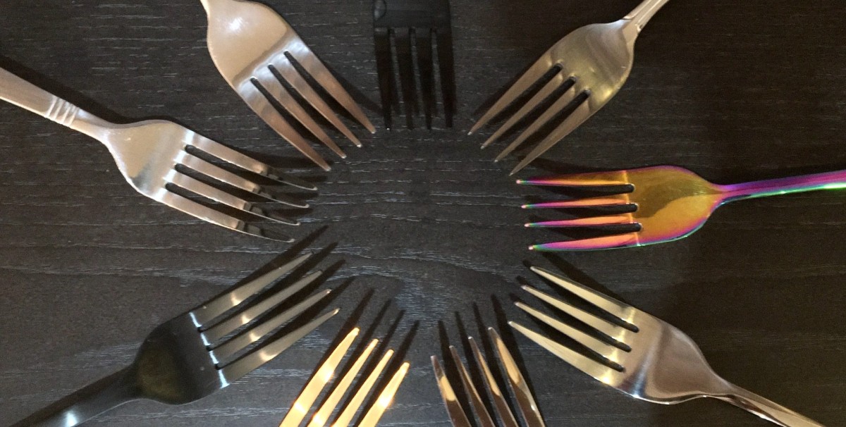 48 Pieces Rainbow Matte Black Silverware Set, 8 Steak Knives