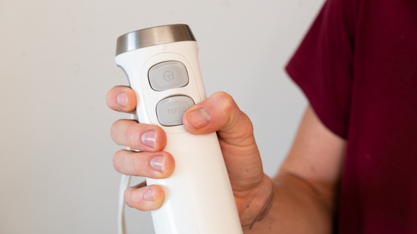 hand blender - the controls on the amazon basics multi-speed are simple and...