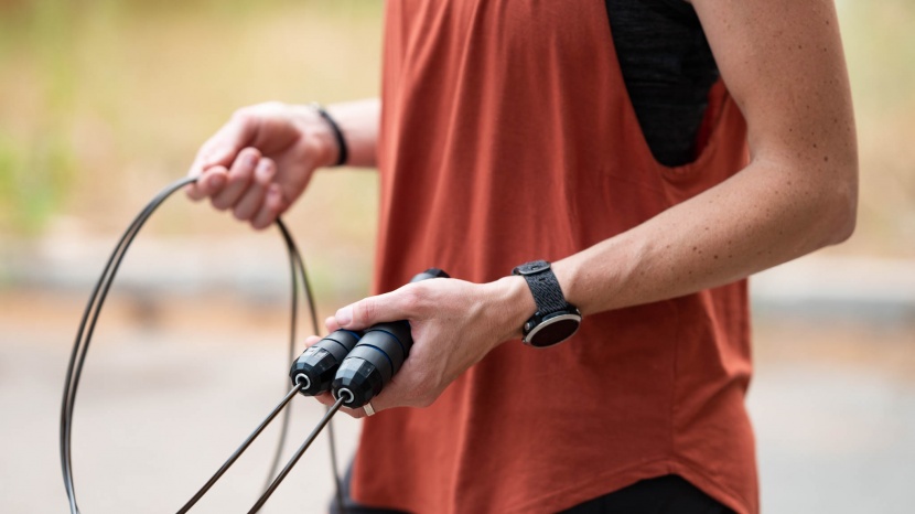 jump rope - if you&#039;re shopping on a budget, we recommend the degol skipping rope.