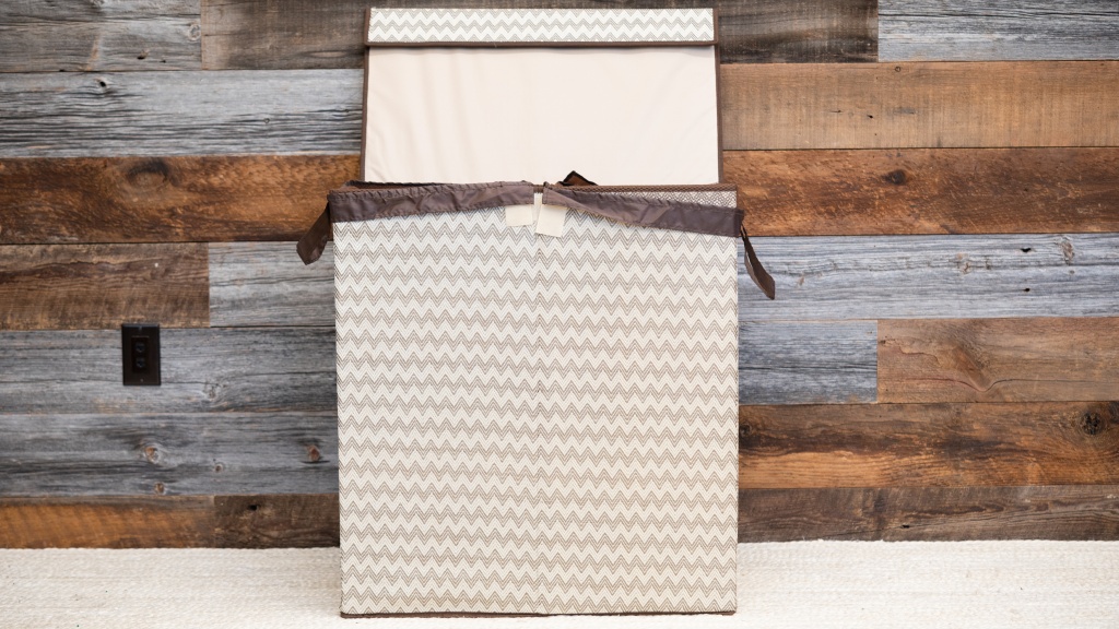 laundry hamper - looks can be deceiving. we were not impressed with the poor quality...