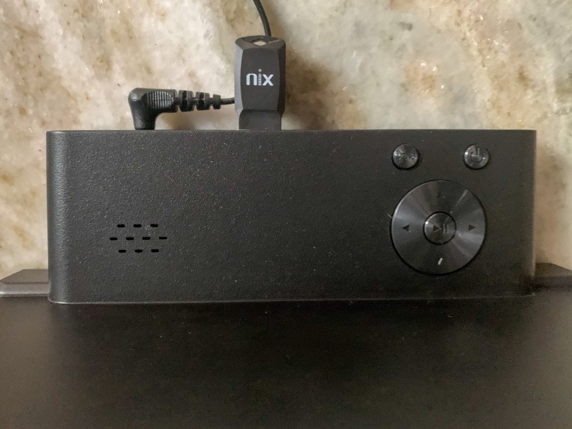 digital picture frame - plug and play nature of external memory systems.