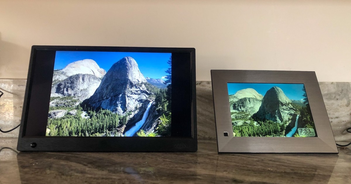 Best Digital Picture Frame Review (Side by side comparison testing taking place.)