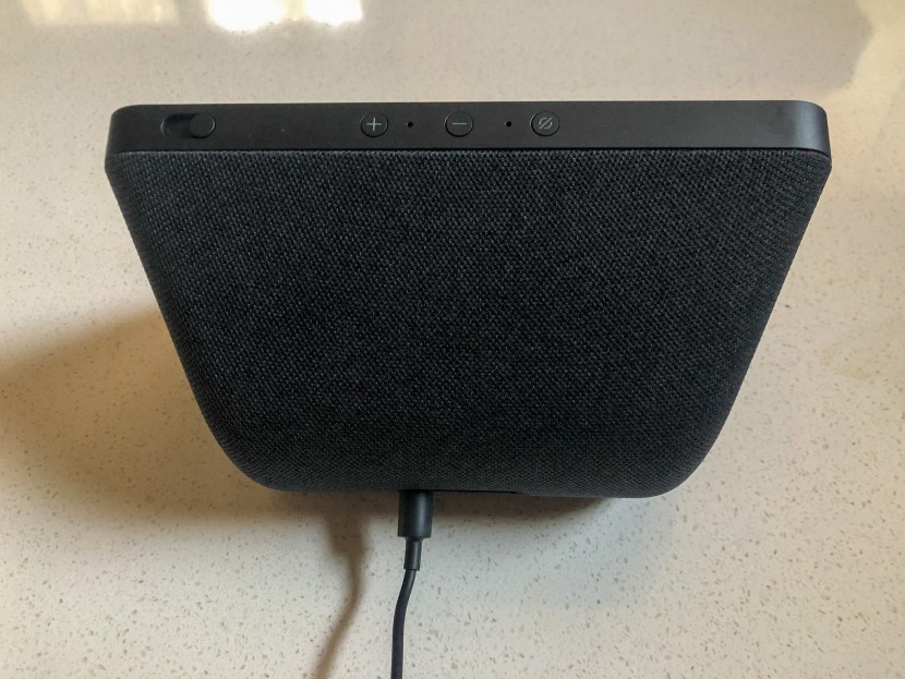 digital picture frame - the large speakers on the amazon echo show 8.