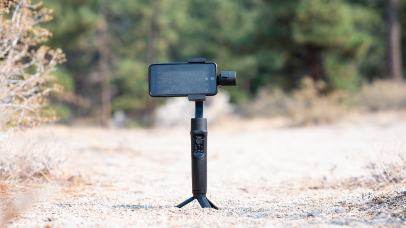 smartphone gimbal - the hohem isteady mobile plus comes with a rather small tripod...