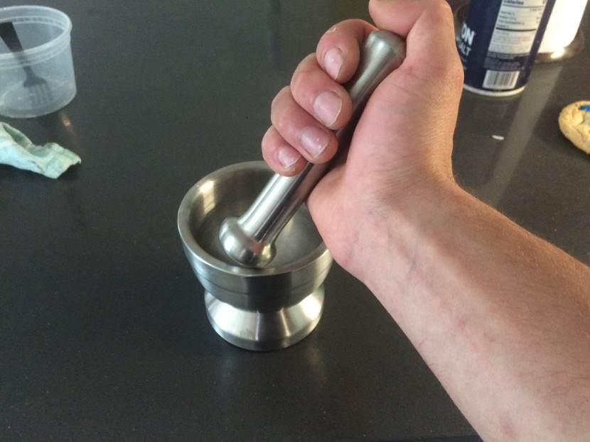 mortar and pestle - testing the comfort of the tara 18/8 stainless steel.