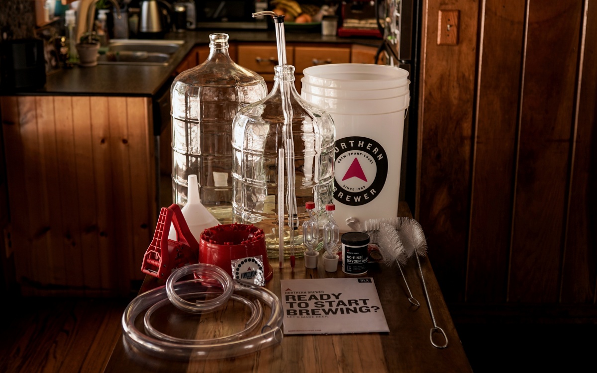 Best Home Brewing Kit Review (We love home brewing. This review was a labor of love for our lead tester and our team of beer enthusiasts.)