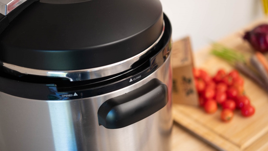 Cuisinart CPC-600 vs Instant Pot Duo: Which one is better? - Corrie Cooks