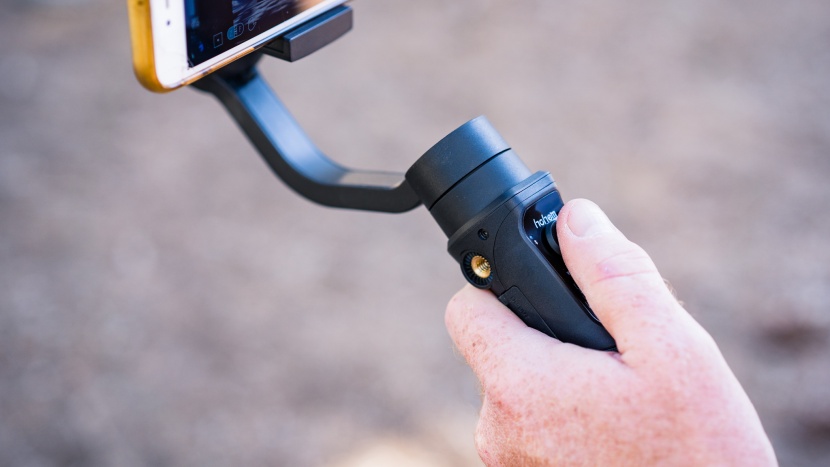smartphone gimbal - the panoramic pivot on the hohem isteady mobile plus can rotate up...