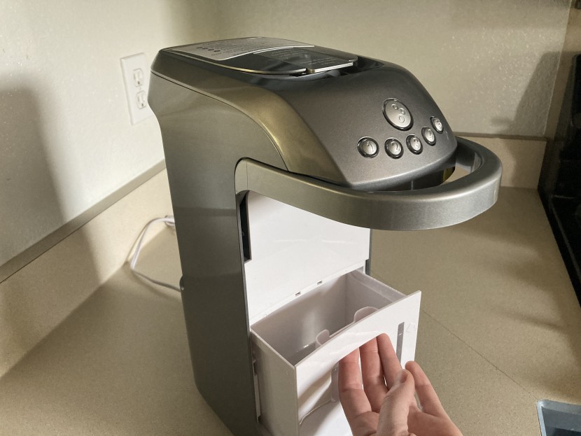 soda maker - the sparkel beverage system's inner chamber, where the carbonation...