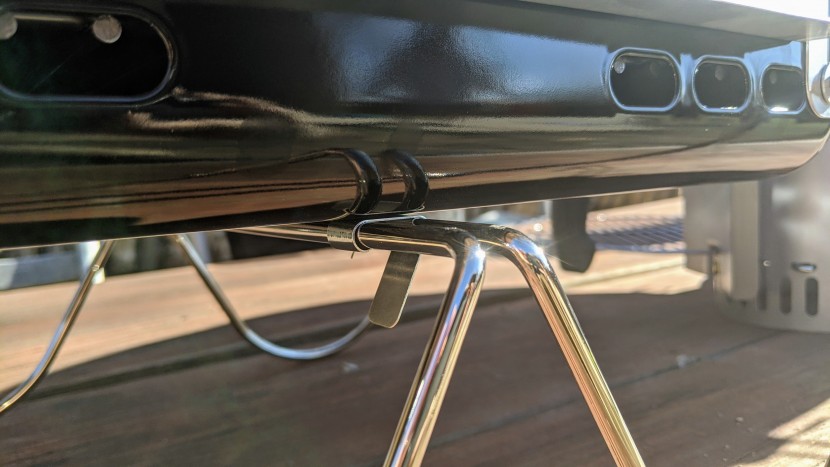 when you reach your grilling destination, the legs snap back into...