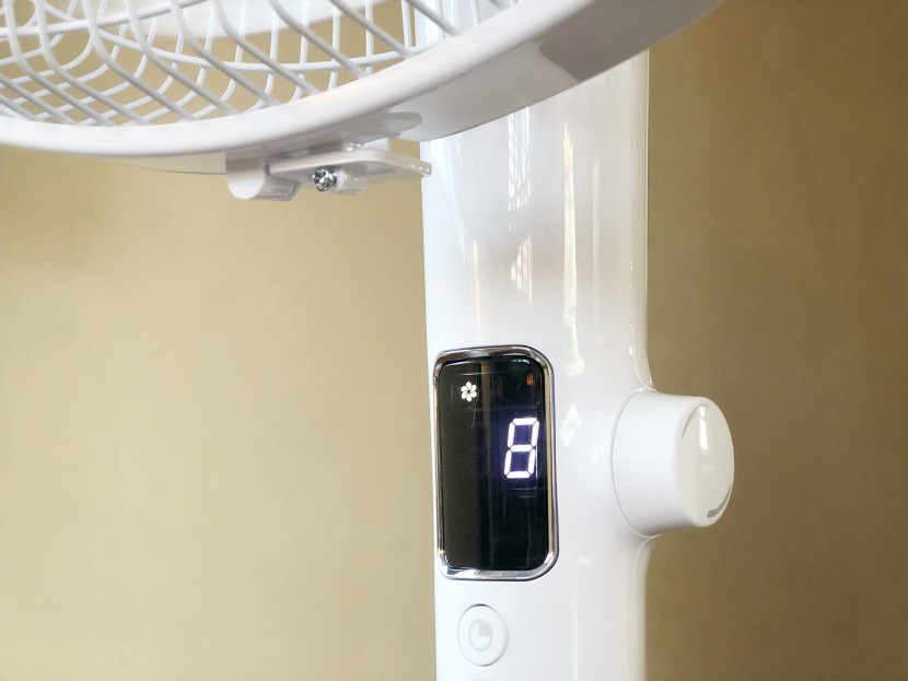 pedestal fan - several fans have a single screw that can be removed to take off the...