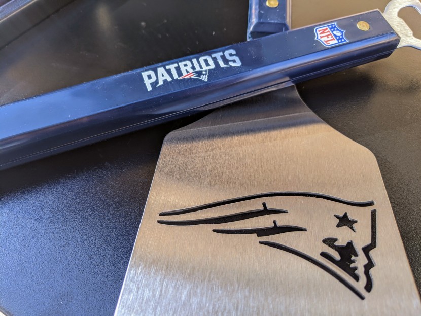 grill tools - what better way to showcase your commitment to your favorite team...